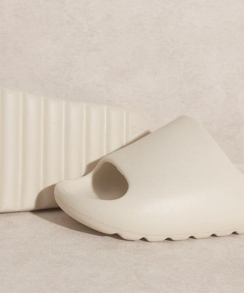 Cloud Light Comfort Slides