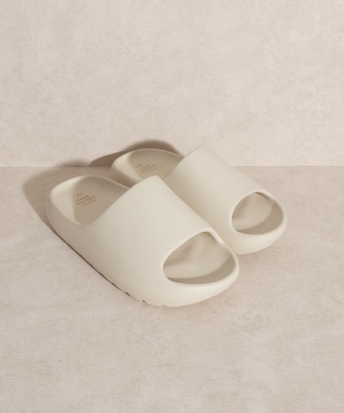 Cloud Light Comfort Slides